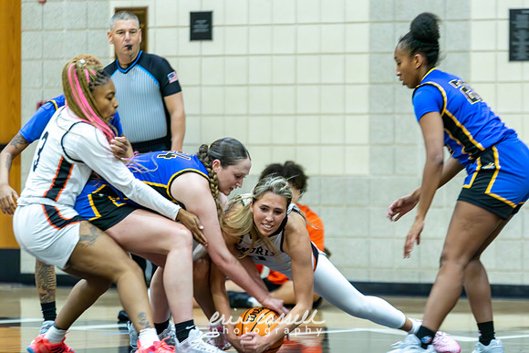 20231119-hdxwbb_letu-f039