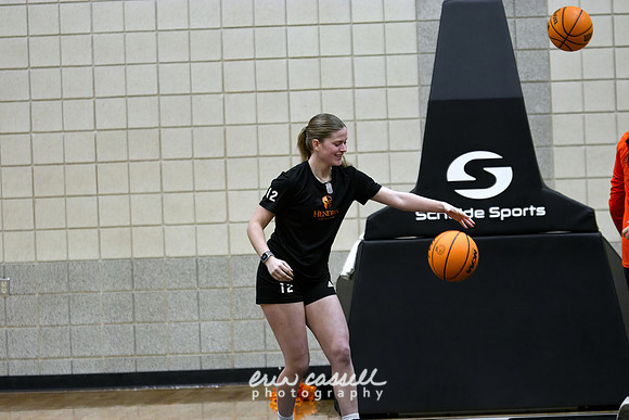 20240204-hdxbball_halftime-014